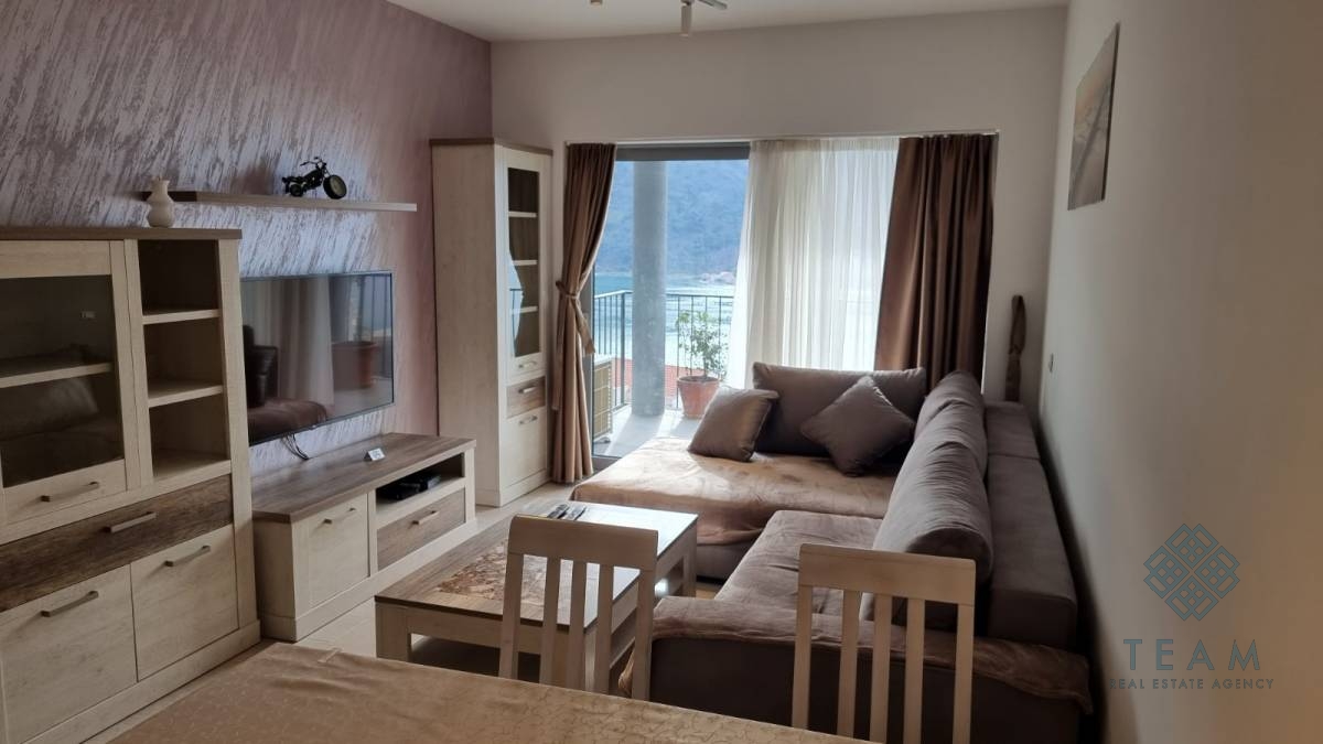 Kotor, Dobrota, one bedroom apartment