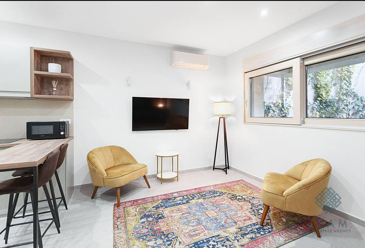 Kotors, studio apartment 