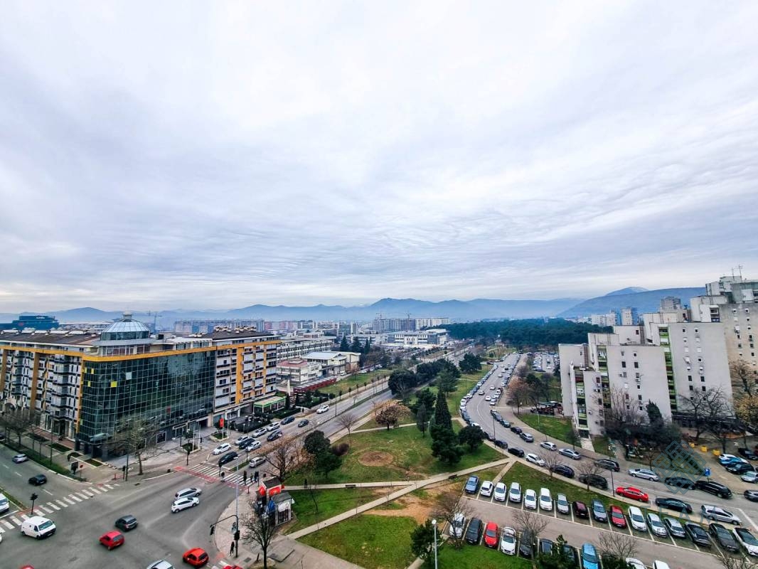 Podgorica, Bulevar Dzordza Vashingtona, poslovni prostor 445m2