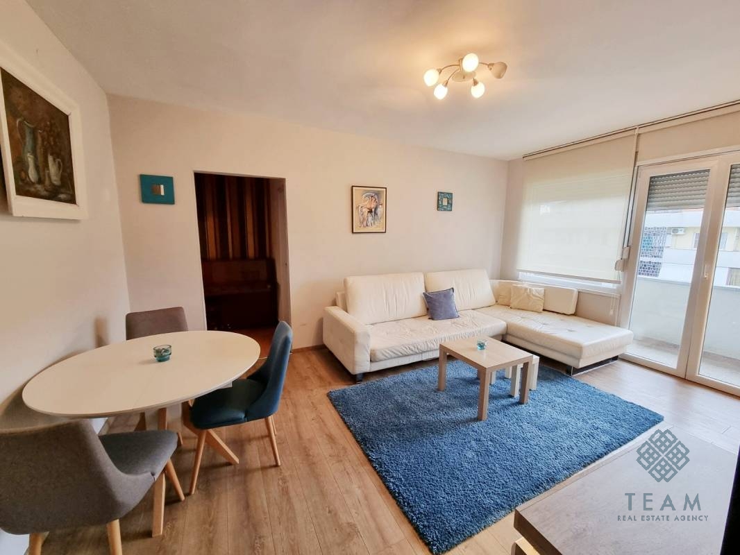 Podgorica, Stara Varoš, jednosoban stan 53m²