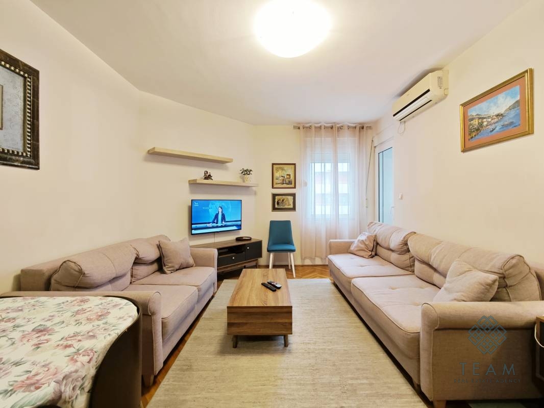 Podgorica, Blok 9, jednosoban stan 38m²