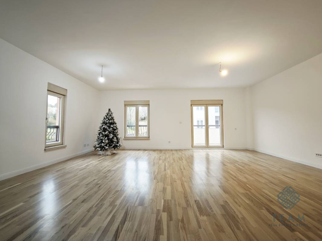 Podgorica, Momišići, trosoban dupleks 112m²