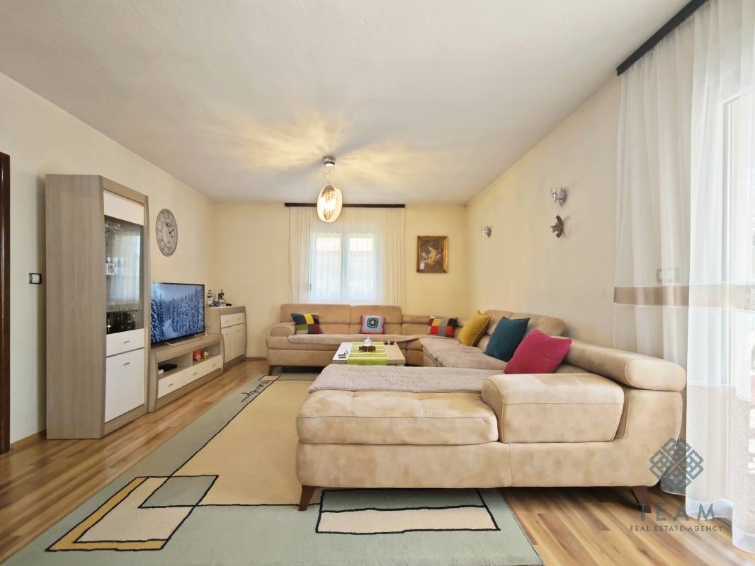 Podgorica, Donja Gorica,  trosoban stan 90m²