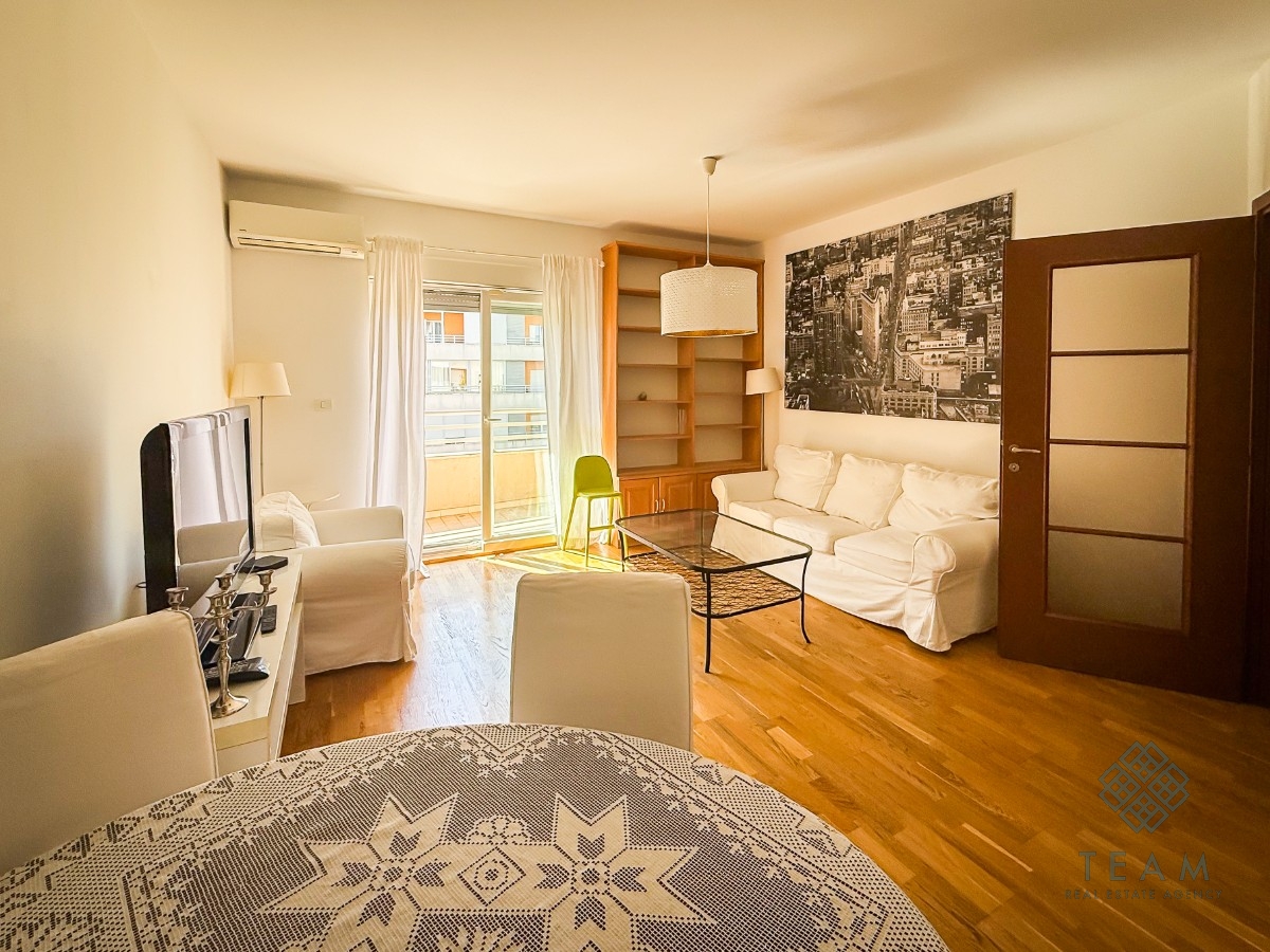 Podgorica, City kvart, dvosoban stan 75m²