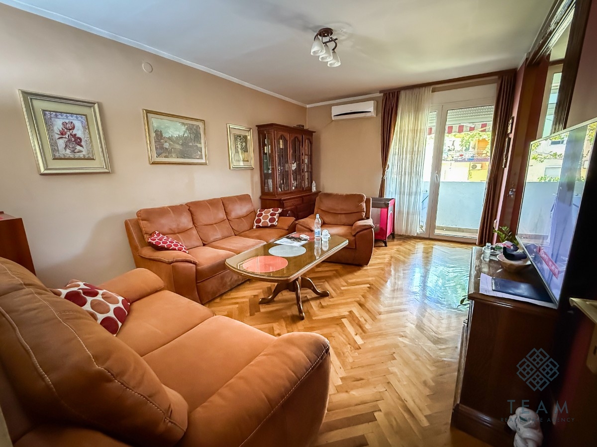 Подгорица, Старый Аэродром, двухкомнатная квартира 72 м²