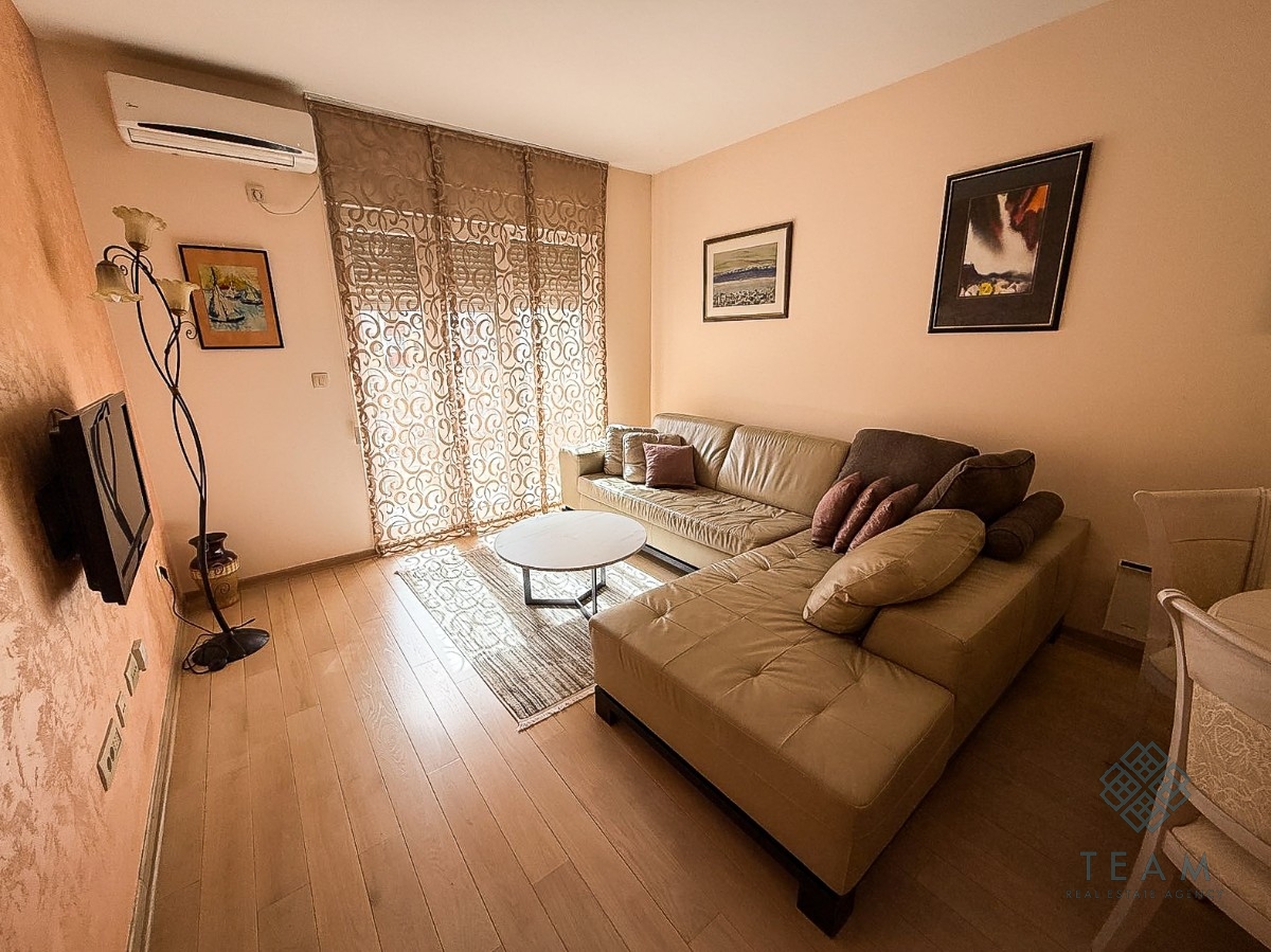 Podgorica, Blok 6, dvosoban stan 65 m²