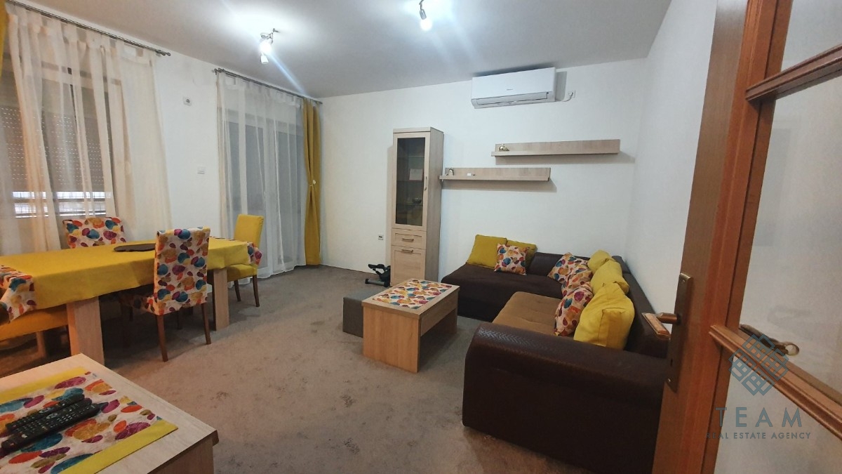 Podgorica, Blok IX, iki odalı daire 63 m²