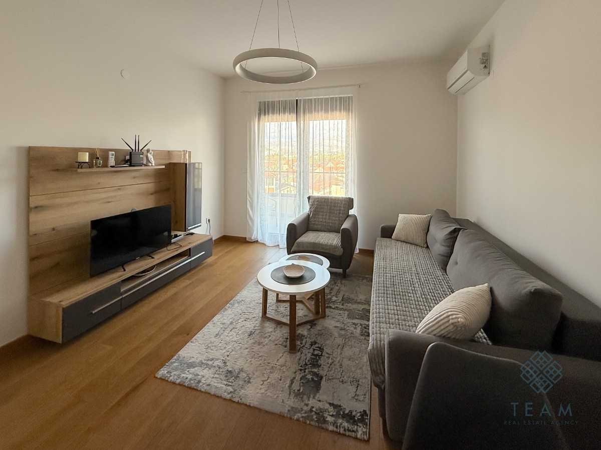 Podgorica, Saat Kulesi, 1+1 daire 59 m²