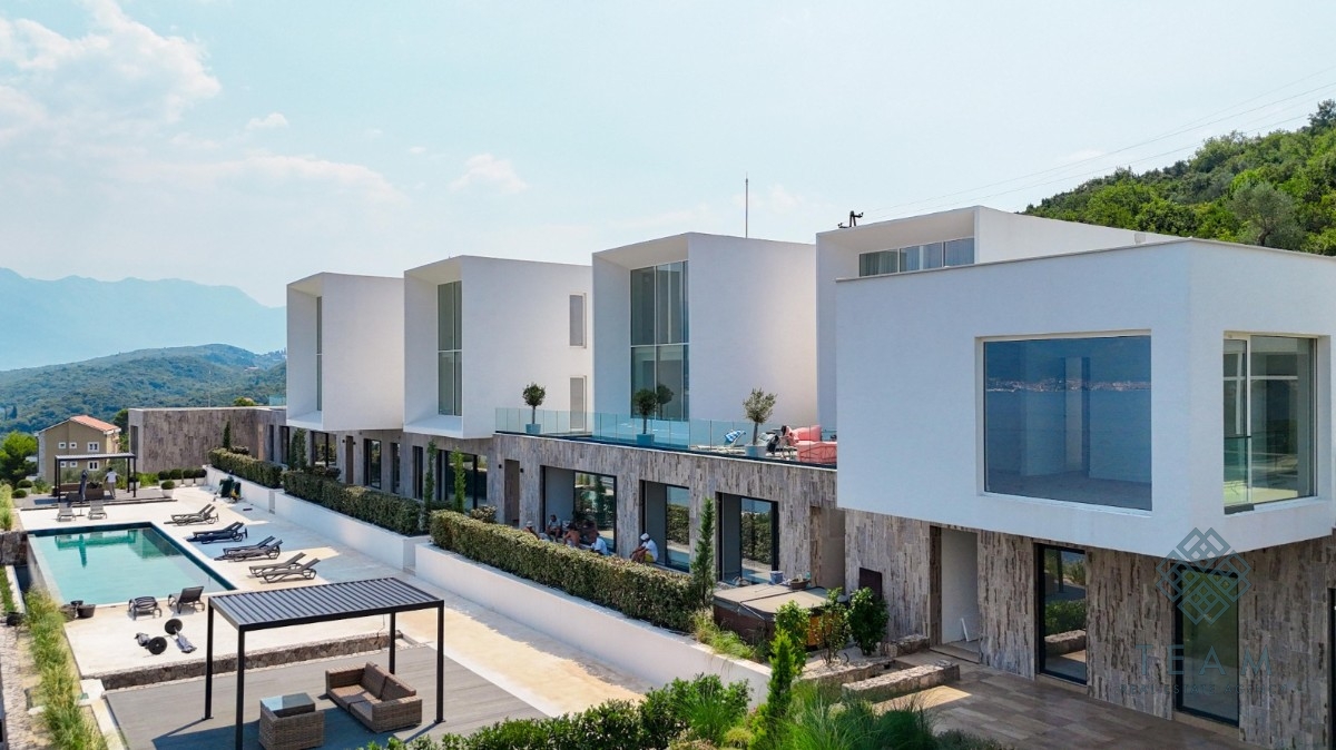 Tivat, Krašići, iki yatak odalı daire 119 m²