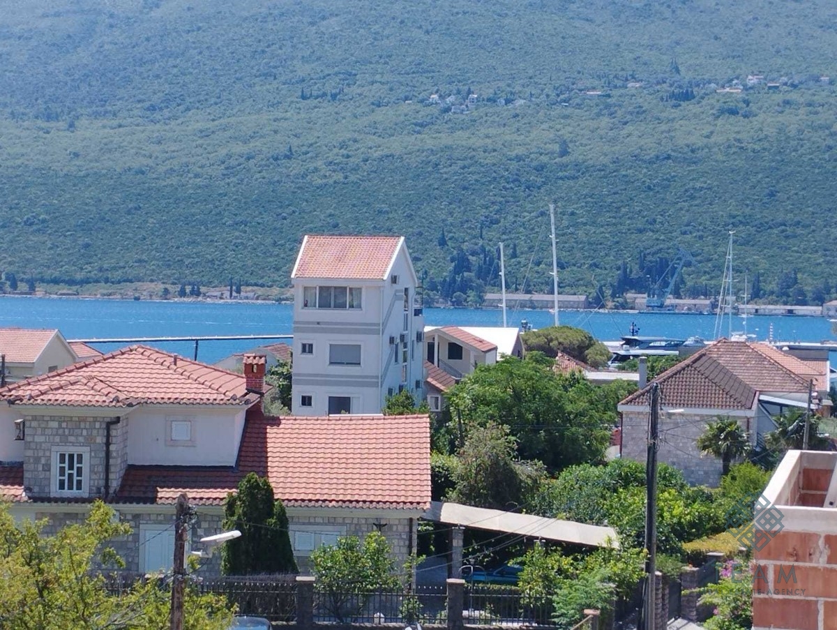 Herceg Novi, Đenovići, two-bedroom apartment 74 m²