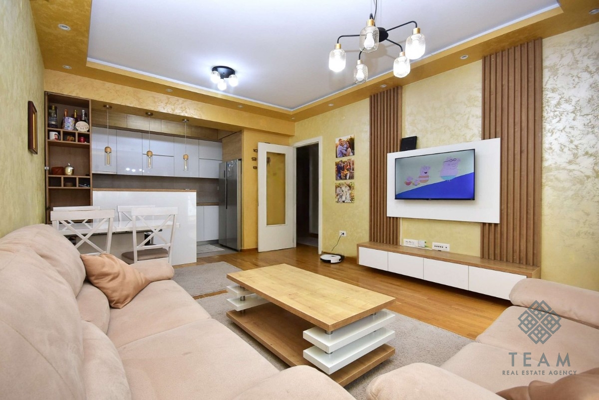 Podgorica, City Kej, dvosoban stan 64 m²