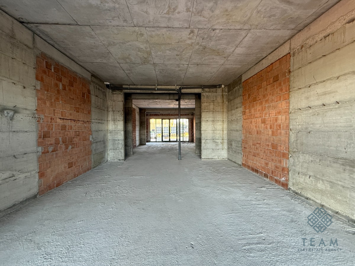 Podgorica, Stari Aerodrom — Commercial Space 119 m²