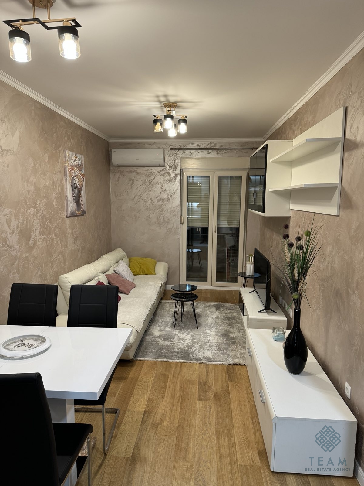 Podgorica, Central Point, one-bedroom apartment 40 m²