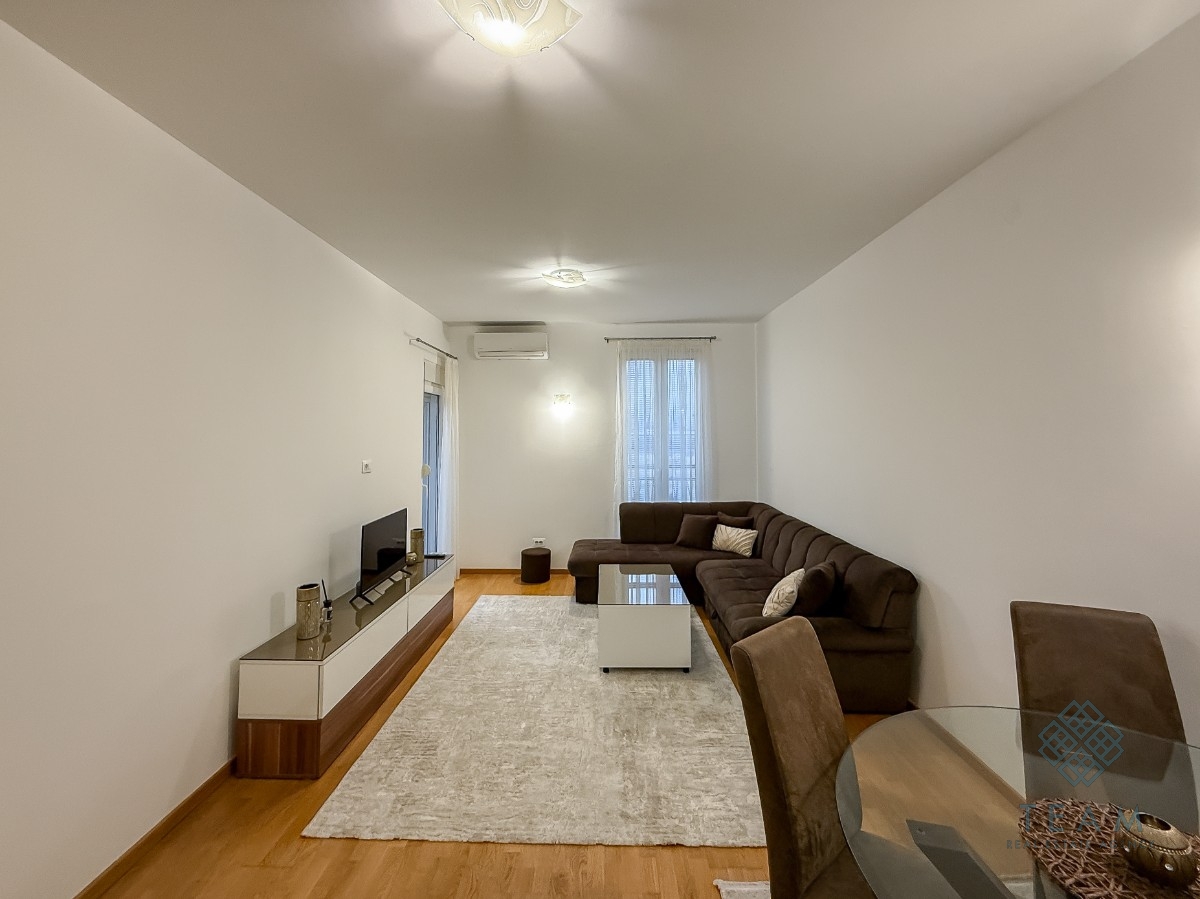 Podgorica, Stari Aerodrom, jednosoban stan 50 m²