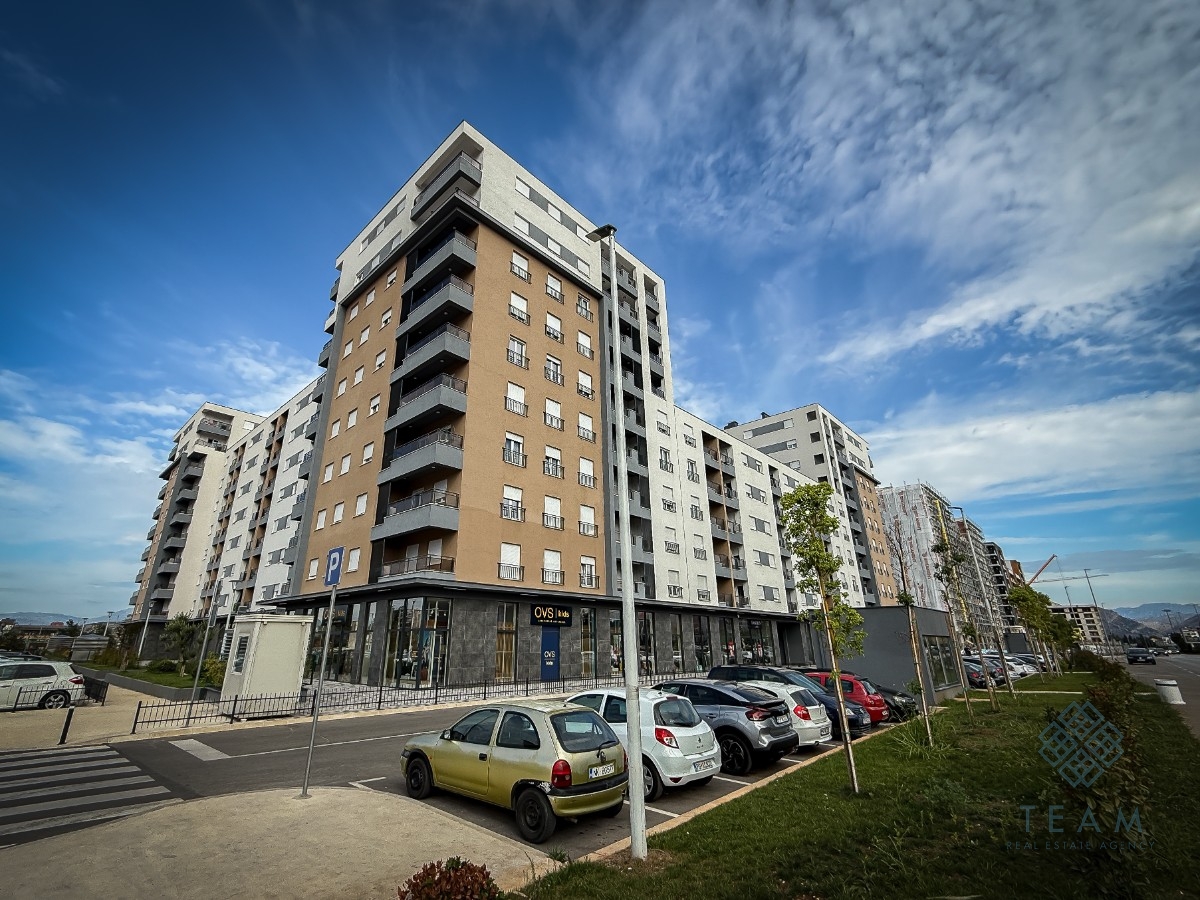 Podgorica, Stari Aerodrom, Ticari Alan 379 m²