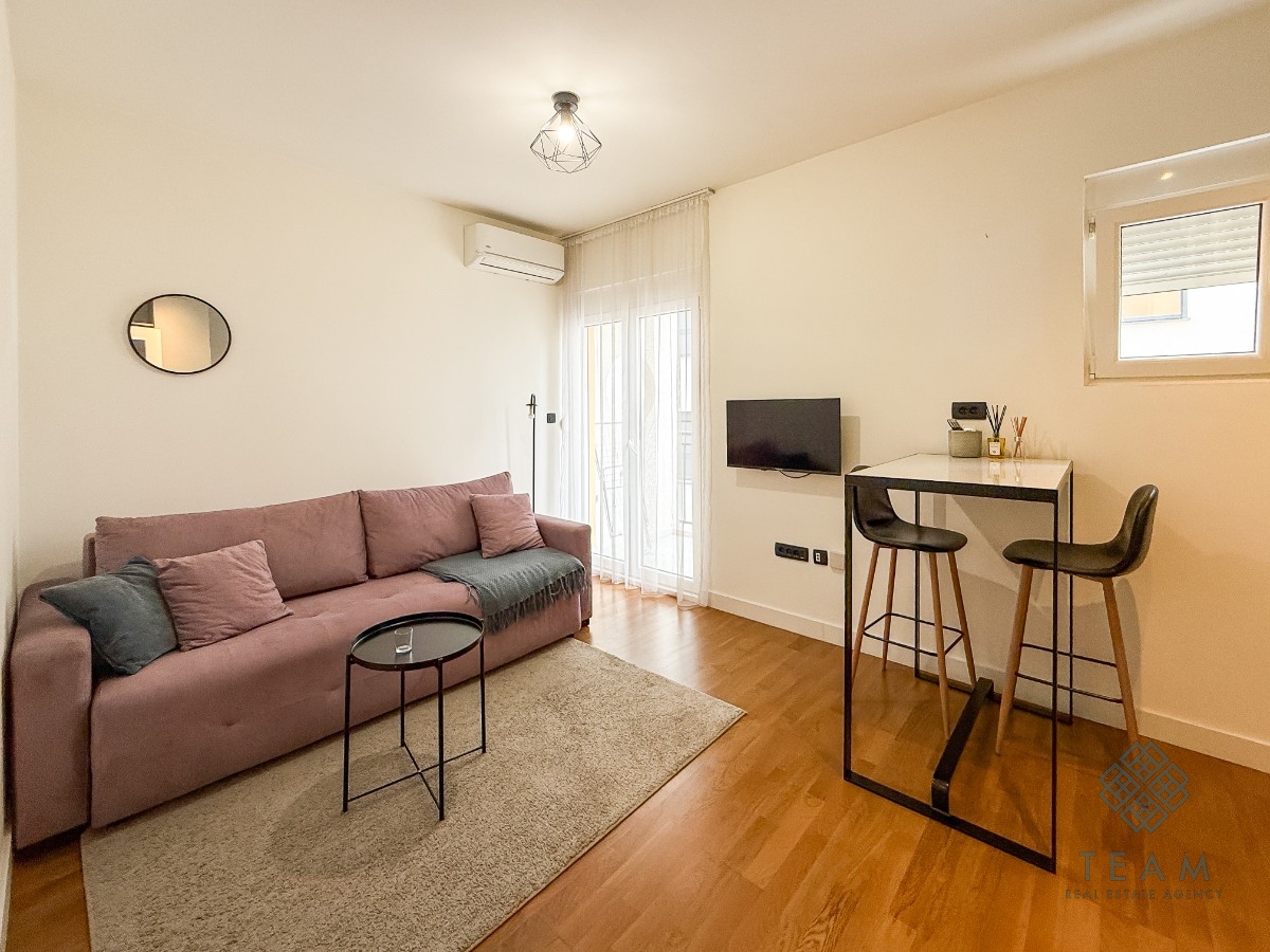 Podgorica, Zagorič, garsonjera 24 m²