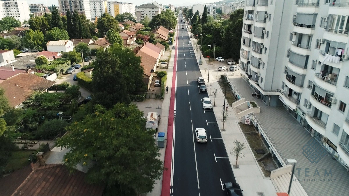 Подгорица, Забьело, коммерческое помещение 95 м²