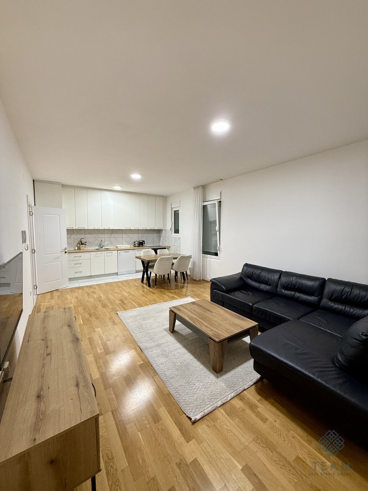 Podgorica, Delta City arkası, iki odalı daire 70 m²