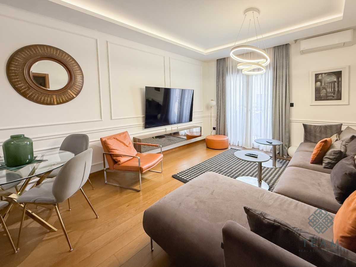 Podgorica, Pod Ljubović, dvosoban stan 70 m²