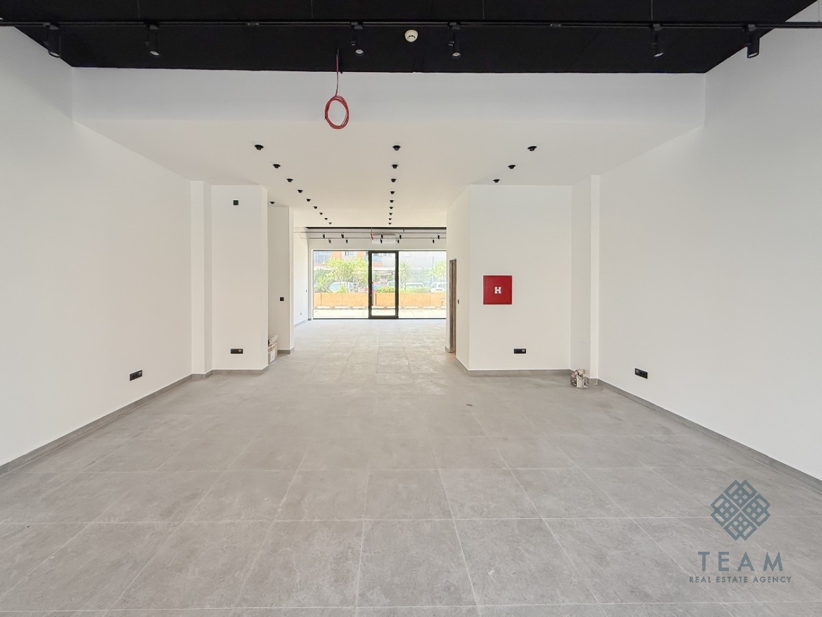 Подгорица, City Kej, коммерческое помещение 100 м²