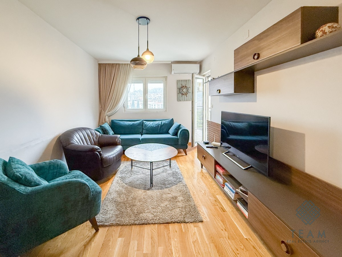 Podgorica, City Kej, dvosoban stan 66 m²